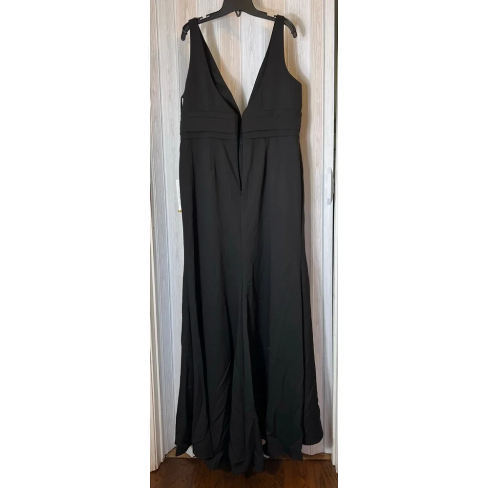 NWT Mac Duggal V-Neck A-Line Gown SZ 14 (no bow) - Picture 9 of 12